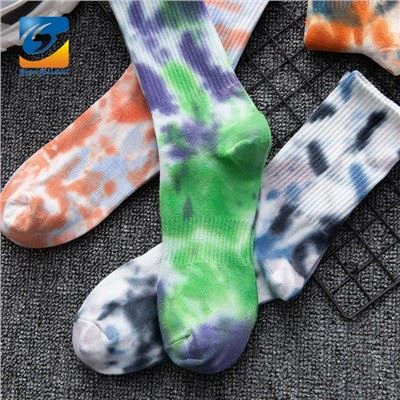 Sporta kaklasaites krāsas zeķes