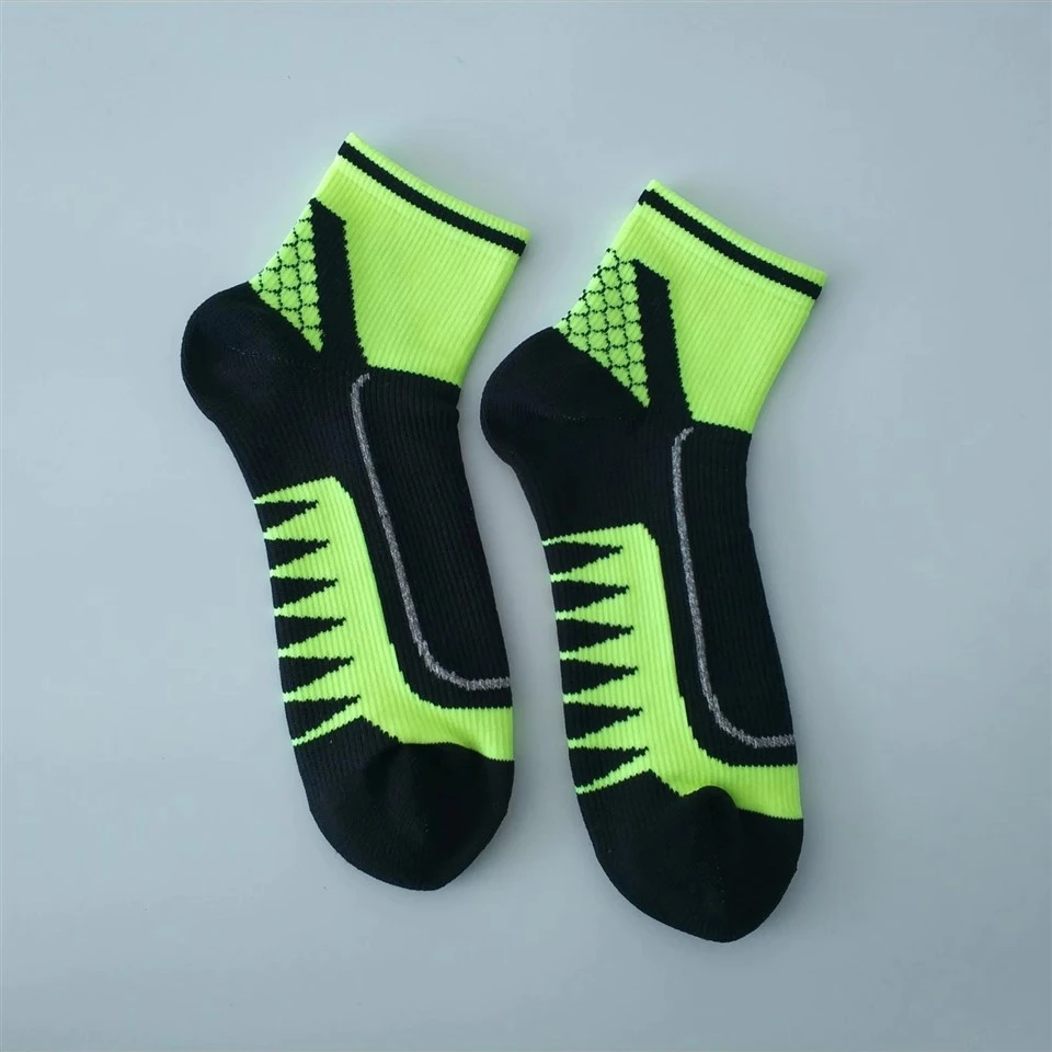 Quality Tech Infused Minimalist Stylish Breathable Quarter Sports Socks best